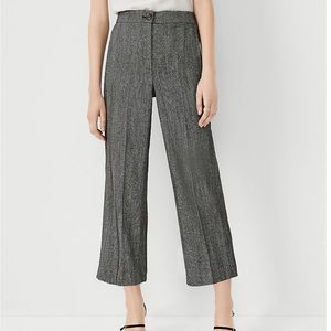 Ann Taylor high waist cropped herringbone black pants. Size 8